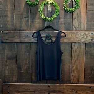 Chico’s travelers navy blue tank. Sz 2 (large)